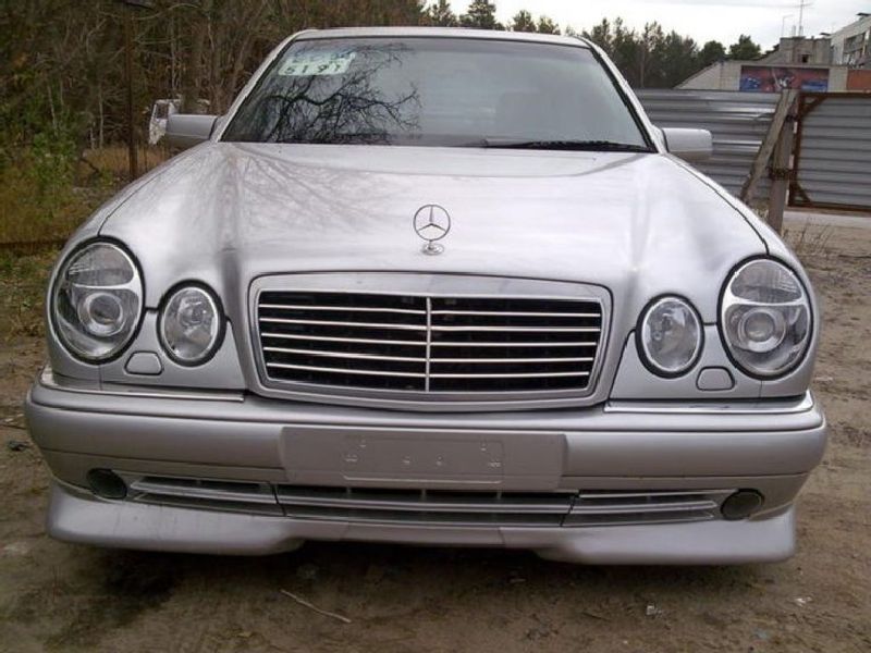 Mercedes-Benz Classe E T-mod. (S210)