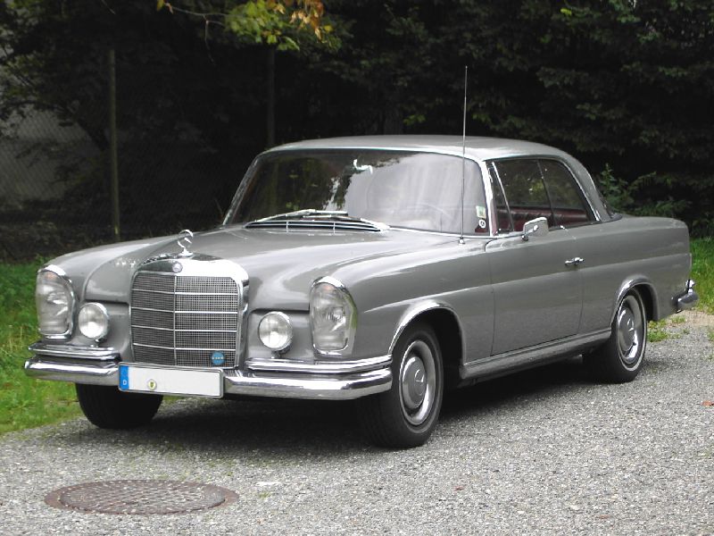 Mercedes-Benz Classe S (W111)