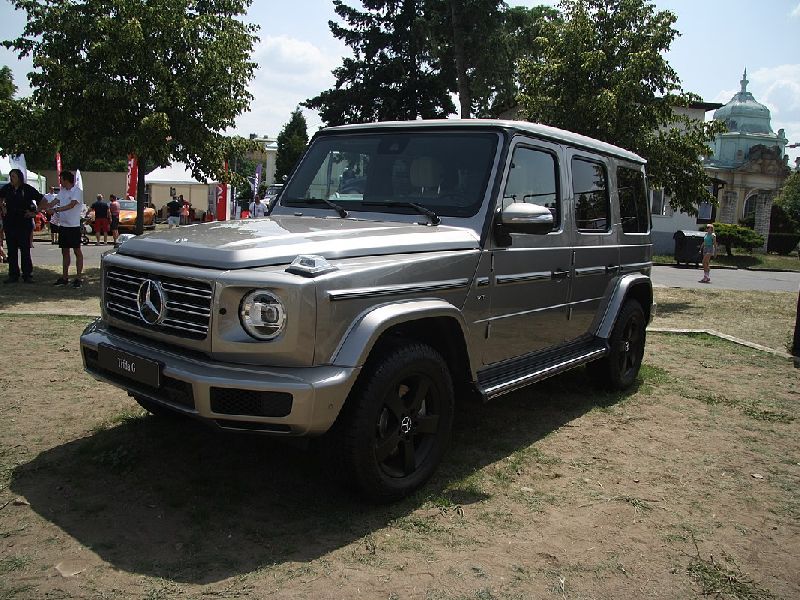 Mercedes-Benz G-class Long (W461, facelift 2009)