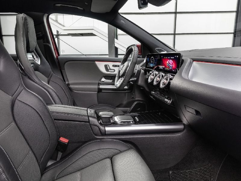 Mercedes-Benz GLA (H247)