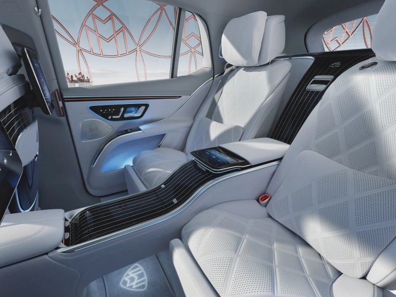 Mercedes-Benz Maybach EQS SUV