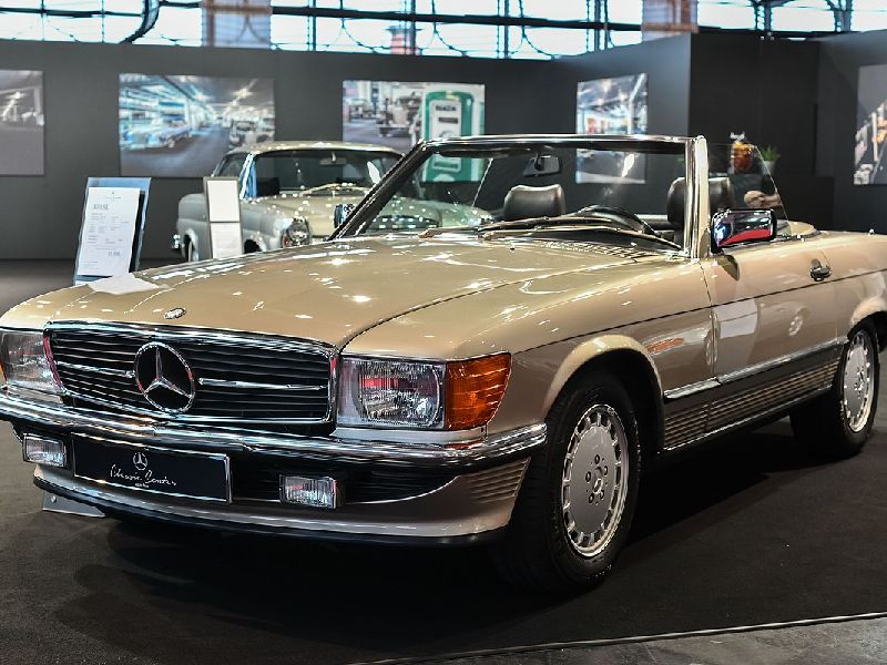 Mercedes-Benz SL (R107)