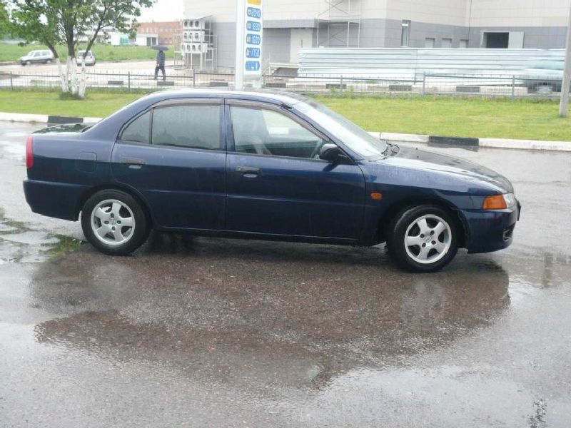 Mitsubishi Aspire (EAO)