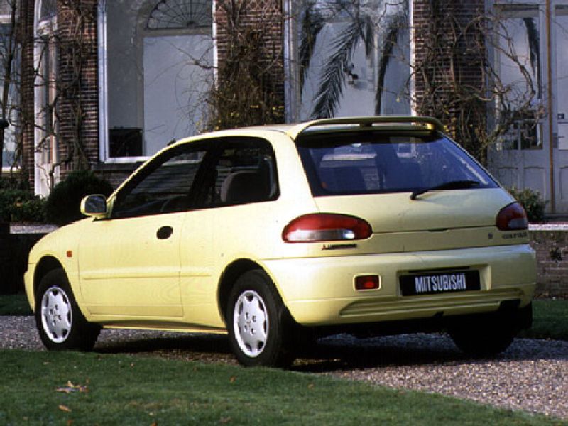 Mitsubishi Colt V (CJO)