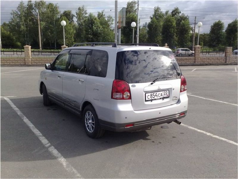 Mitsubishi Dion