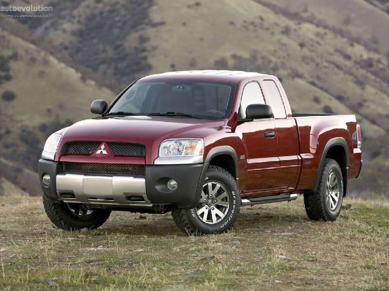 Mitsubishi Raider
