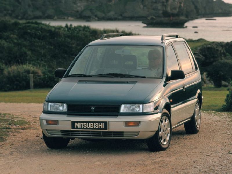 Mitsubishi Space Runner (N1_W,N2_W)