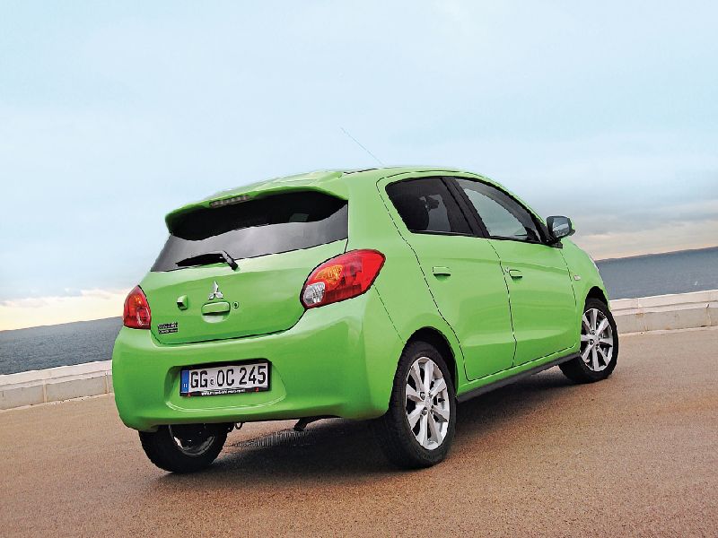 Mitsubishi Space Star (2012)