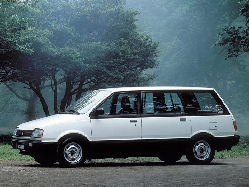 Mitsubishi Space Wagon