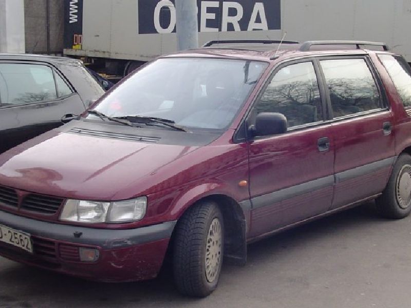 Mitsubishi Space Wagon (N3_W,N4_W)