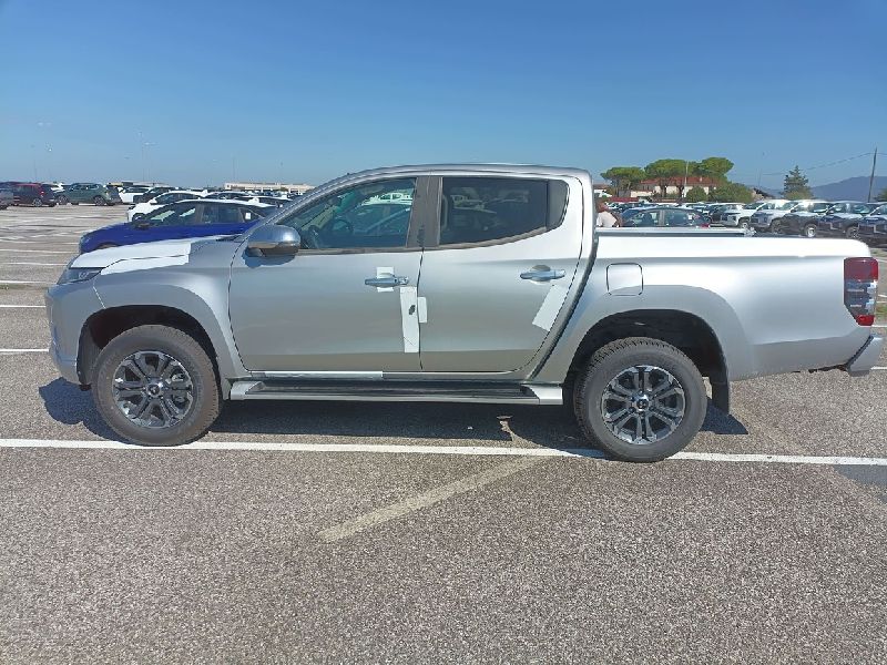 Mitsubishi Triton VI Double Cab