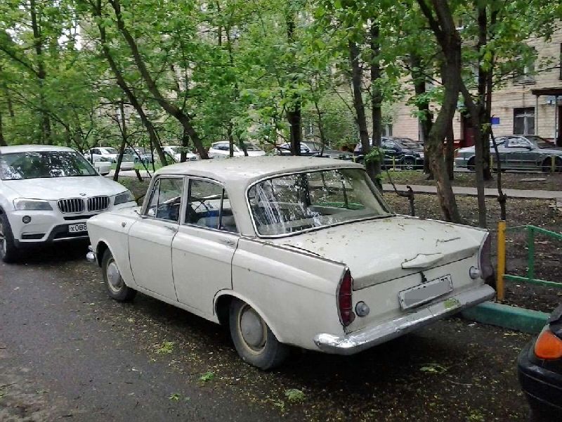 Moskvich 214101