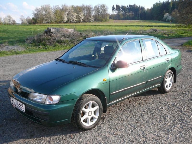 Nissan Almera I (N15)
