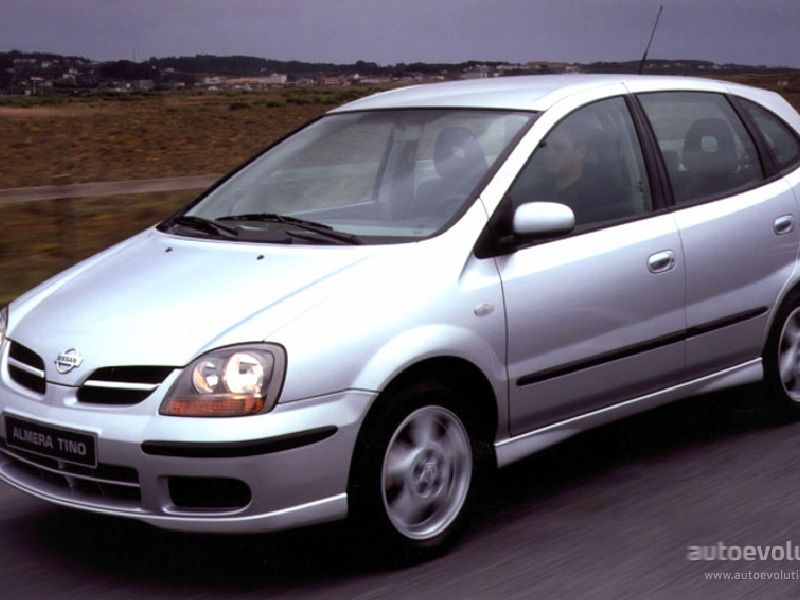 Nissan Almera Tino