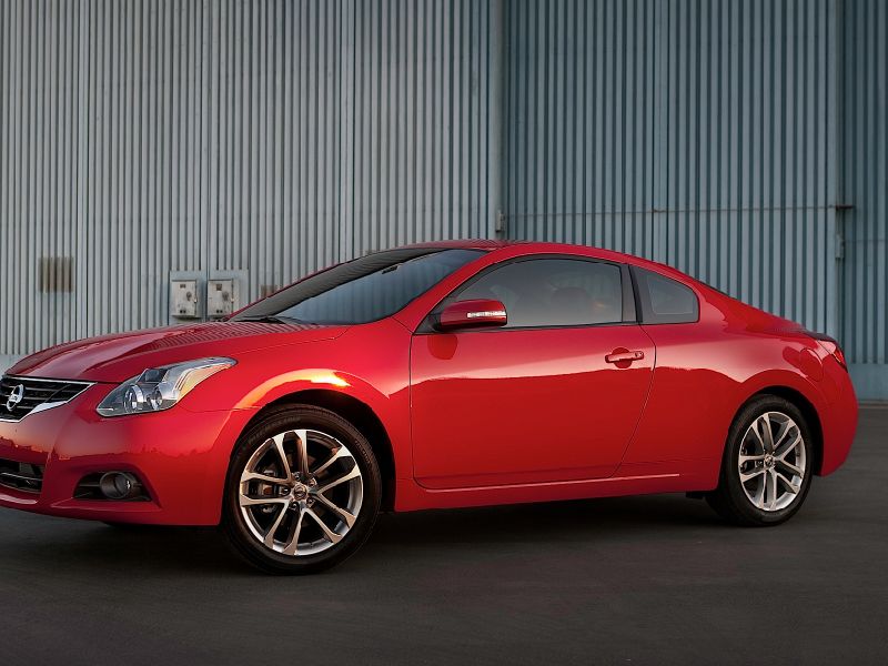 Nissan Altima I