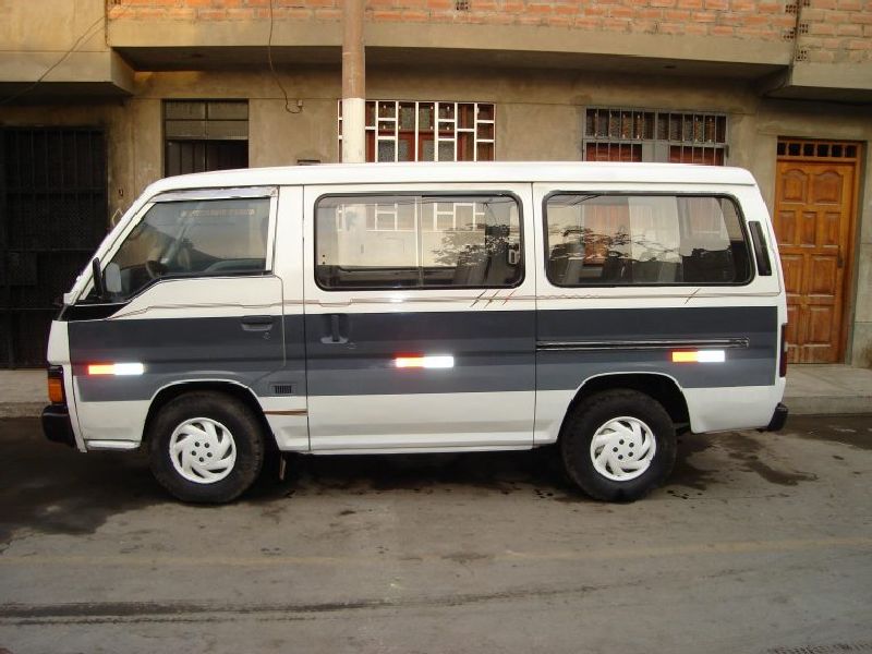 Nissan Avenir (W11)