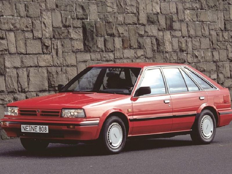 Nissan Bluebird (T72 ,T12)