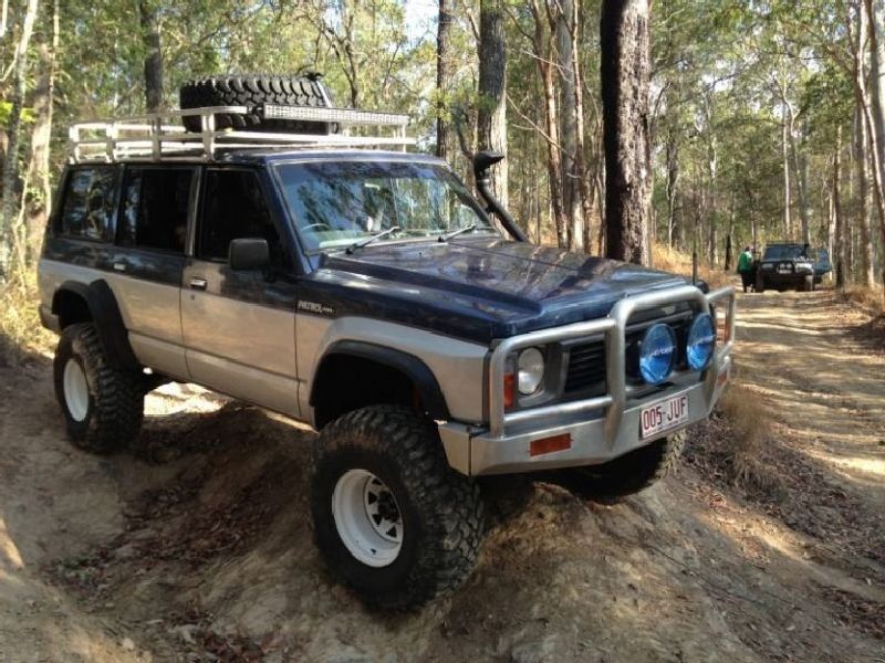 Nissan Patrol GR I (Y60)