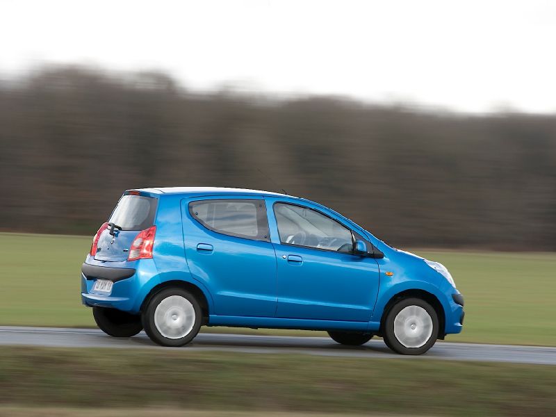 Nissan Pixo