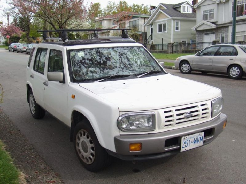 Nissan Rasheen