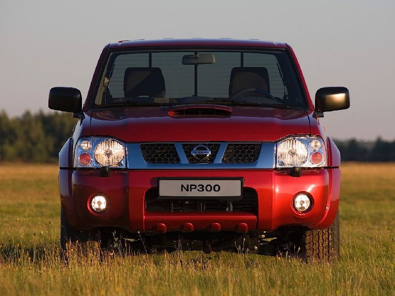 Nissan Terra (D23)