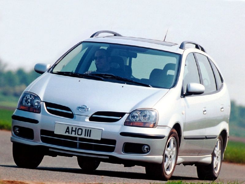 Nissan Tino (V10)