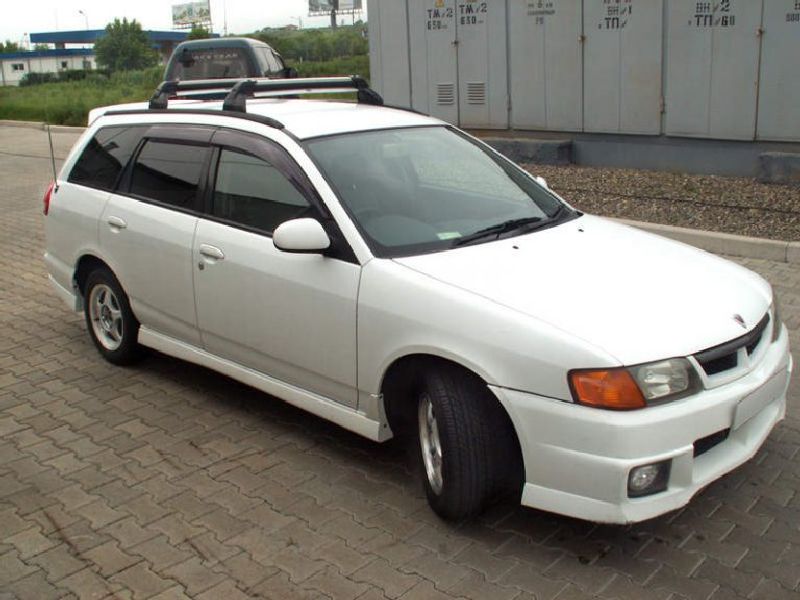 Nissan Wingroad (Y11)