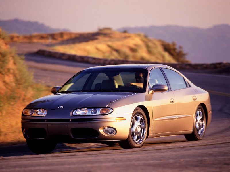 Oldsmobile Aurora I