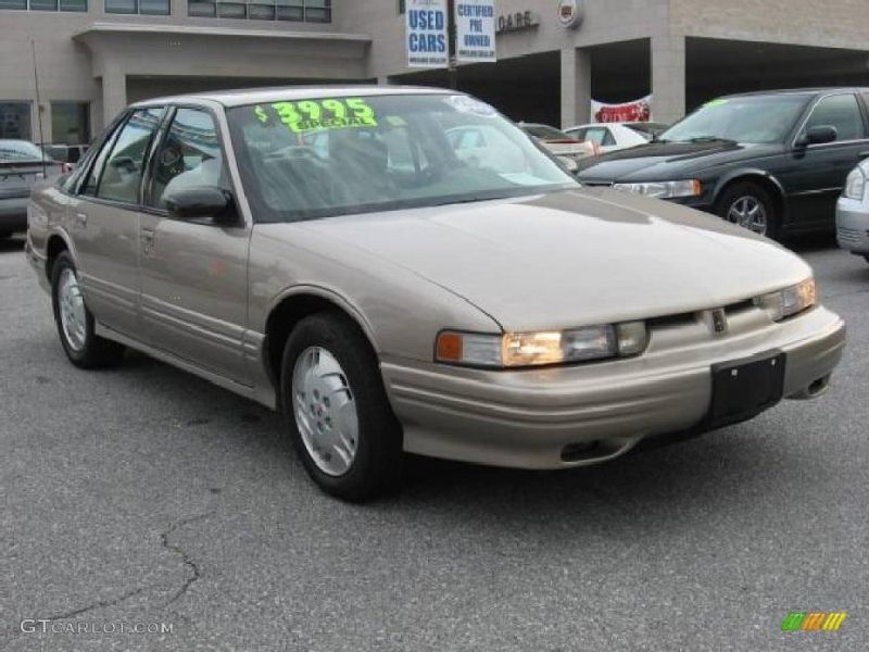 Oldsmobile Cutlass Ciera Coupe