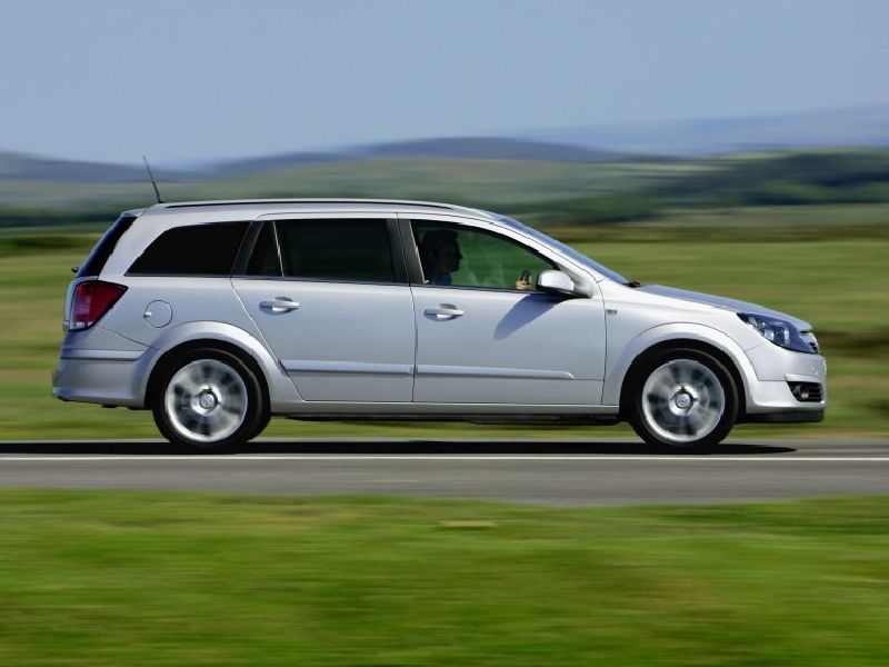 Opel Astra J Sports Tourer