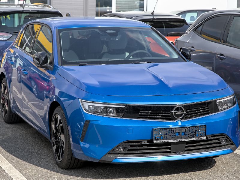 Opel Astra L