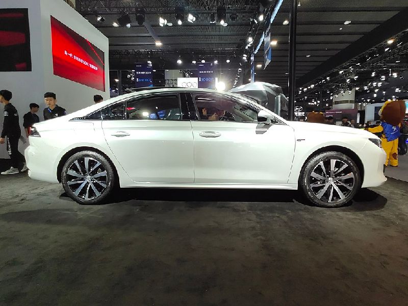 Peugeot 508L II