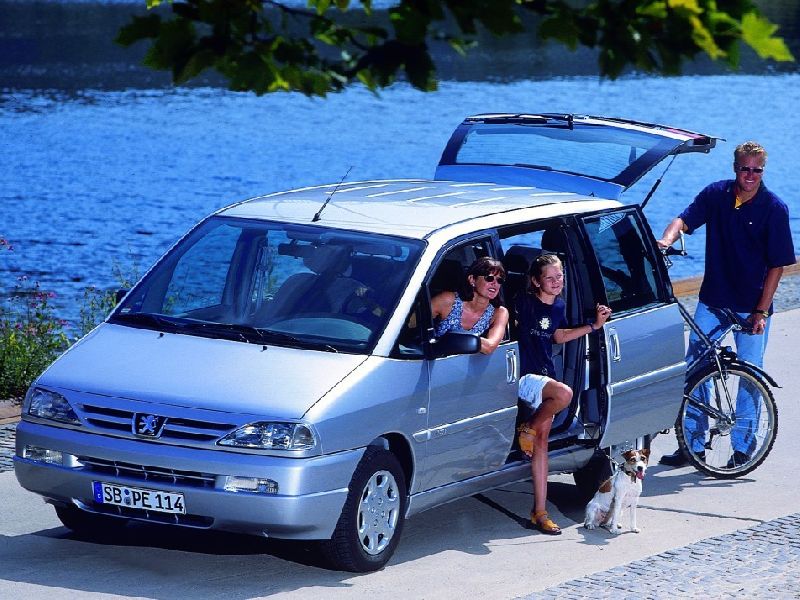 Peugeot 806 (221)