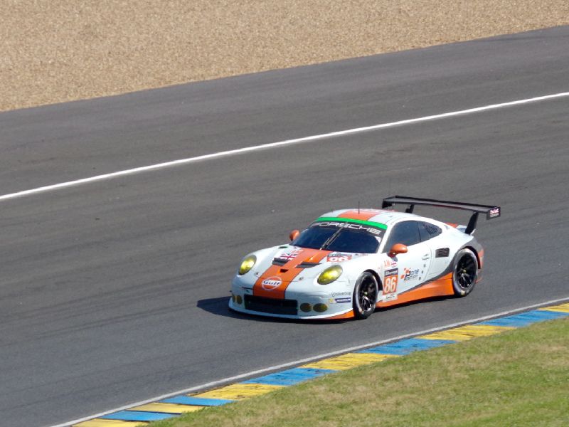 Porsche 911 RSR (991)