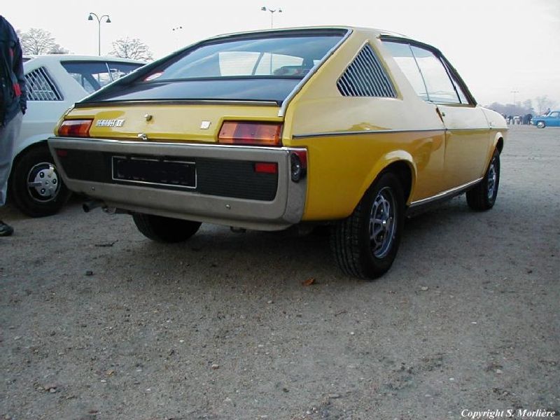 Renault 17