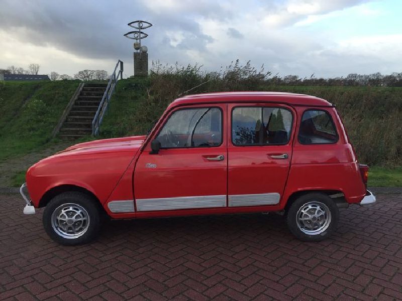Renault 4