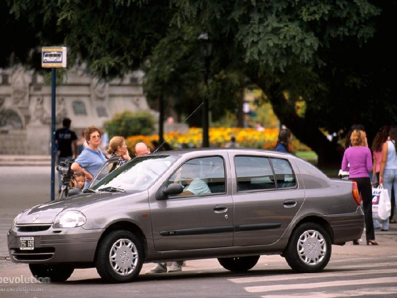 Renault Symbol I (facelift 2002)