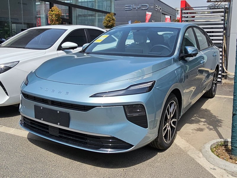Roewe D6