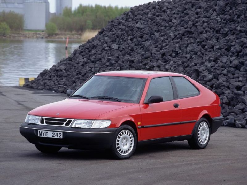 Saab 900 II