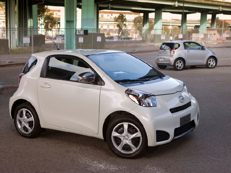 Scion iQ