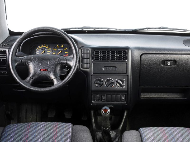 Seat Cordoba Coupe I (facelift 1999)