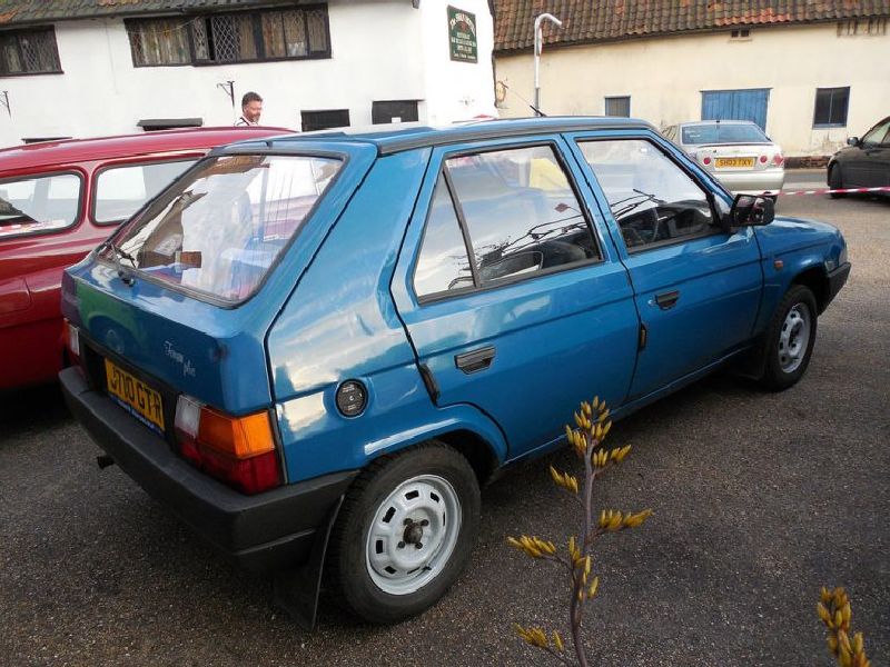 Skoda Favorit Forman (785)
