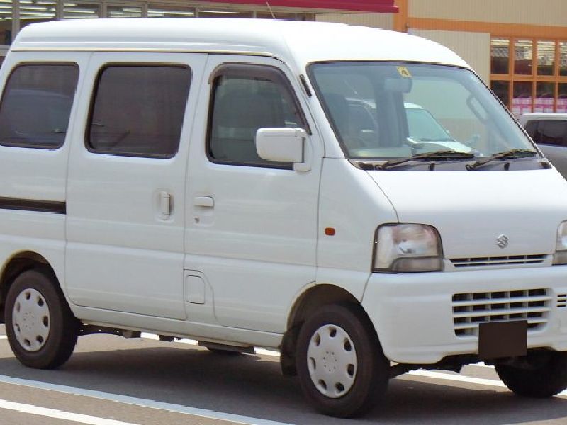 Suzuki Every Landy