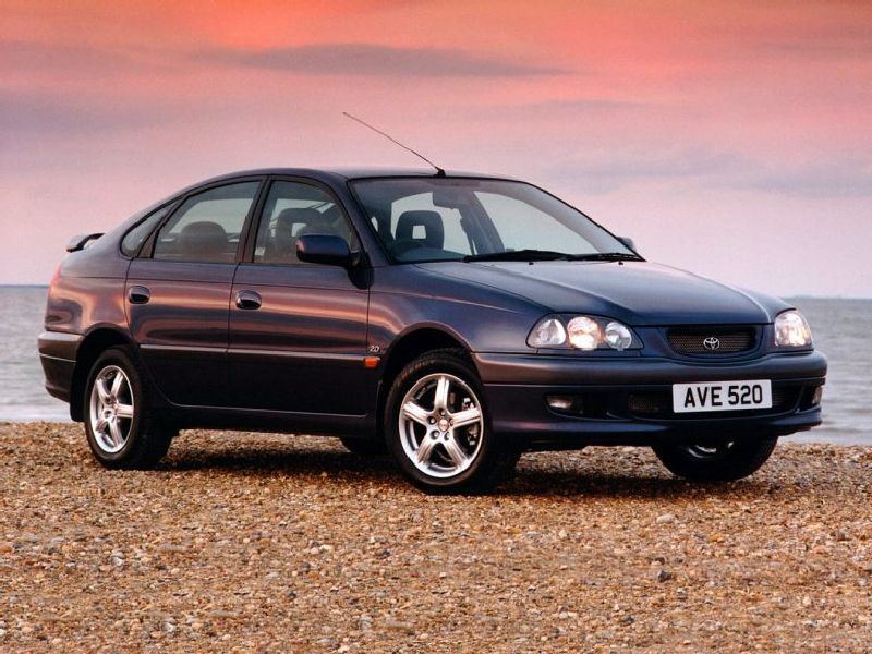 Toyota Avensis Hatch (T22)