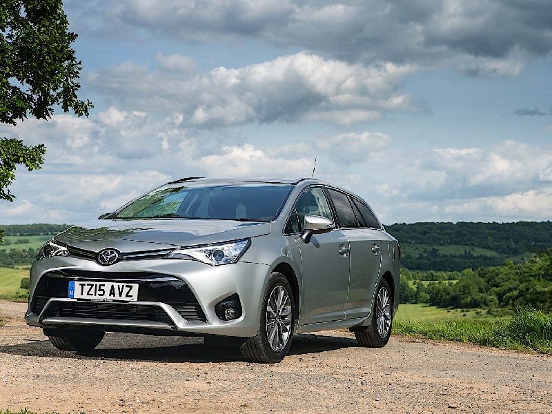 Toyota Avensis III Wagon (facelift 2015)