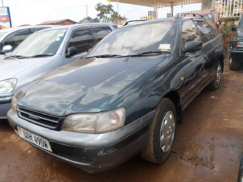 Toyota Caldina (T19)