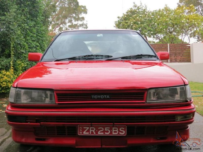 Toyota Corolla Compact VII (E100)