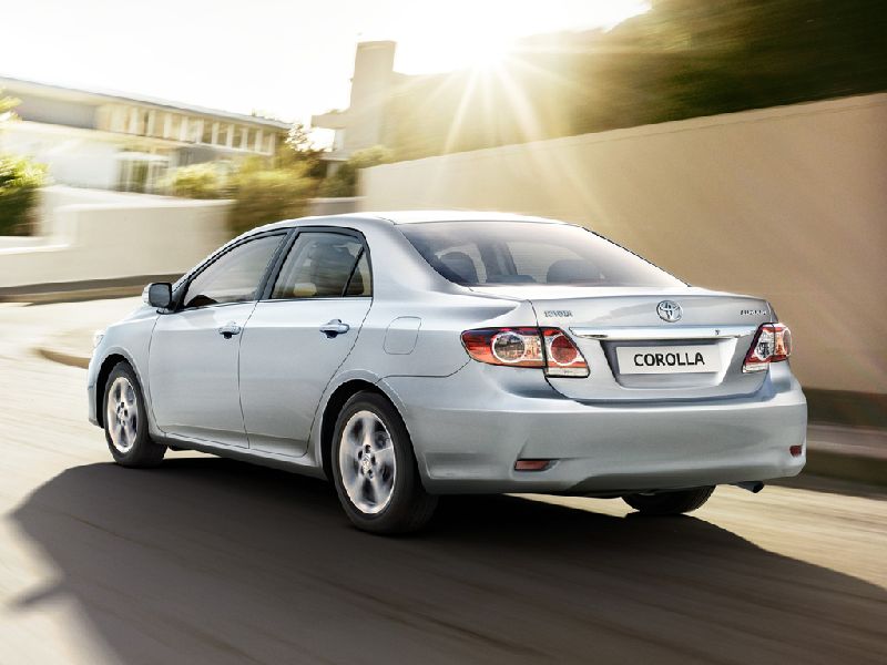 Toyota Corolla Fielder XI