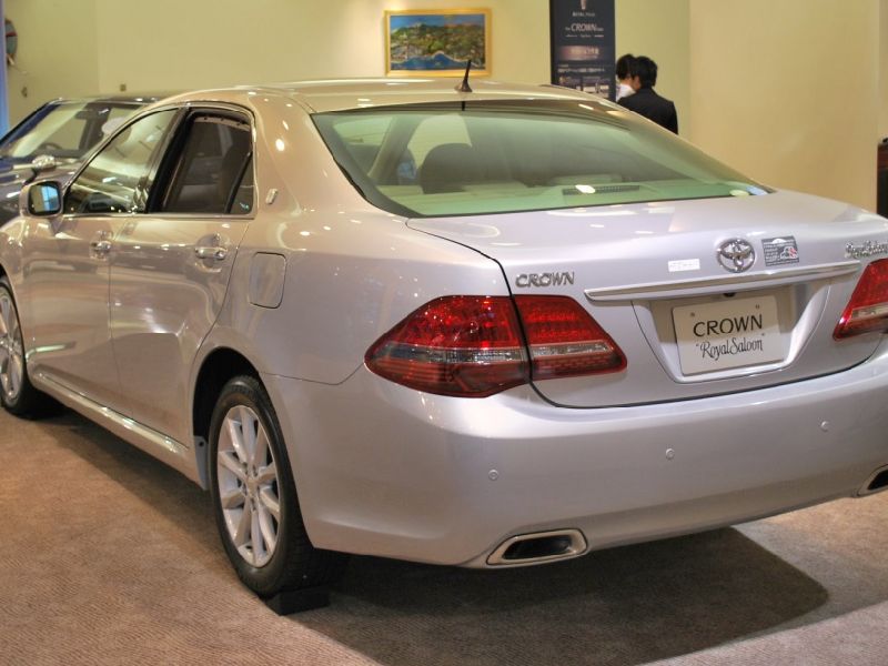 Toyota Crown Athlete XIII (S200)