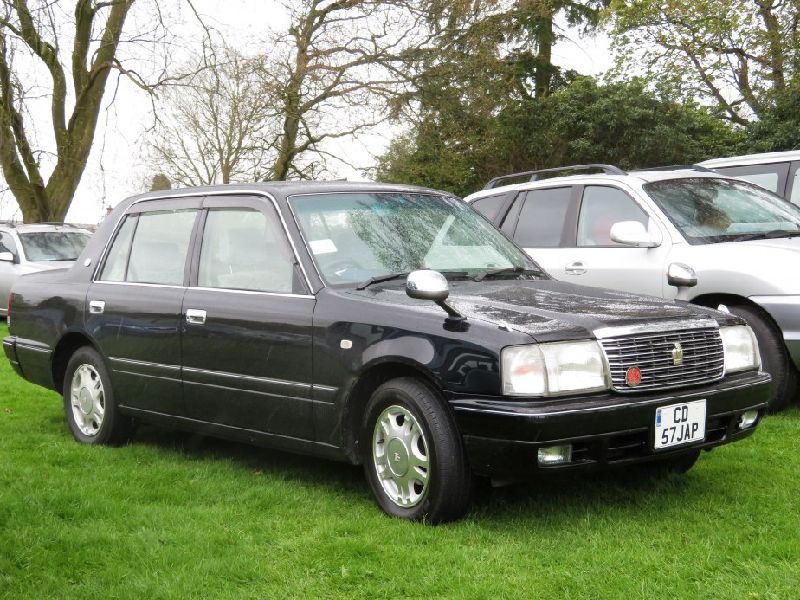 Toyota Crown Saloon X (S150, facelift 1997)